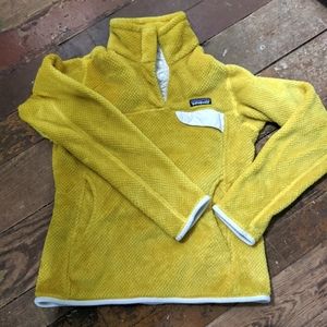 XS Patagonia pullover jacket yellow